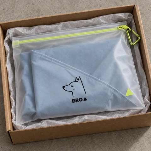 BRO identity — BRO packaged bag